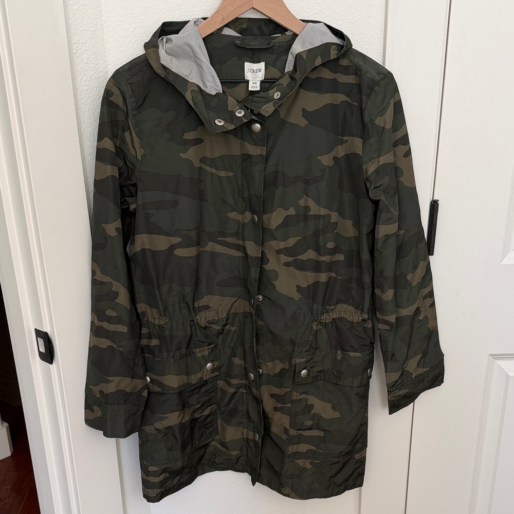 Jcrew factory Camouflage Hooded Rain Jacket - Green Camo